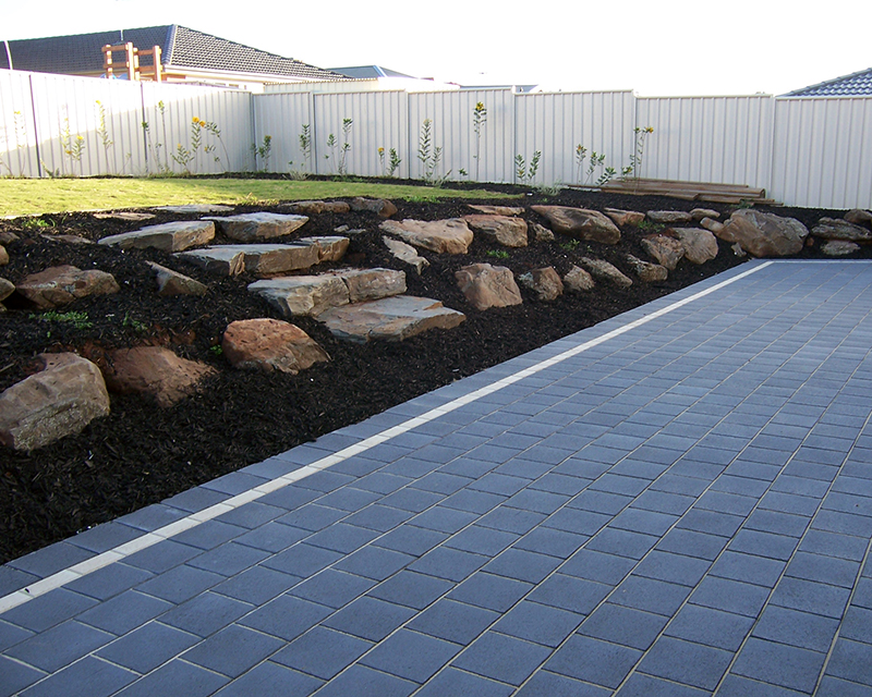 Flagstone Pavers Best Pavers Best Prices Adelaide Pavers Flagstone Pavers Charcoal With Limestone Banding 220 X 220 Pavers